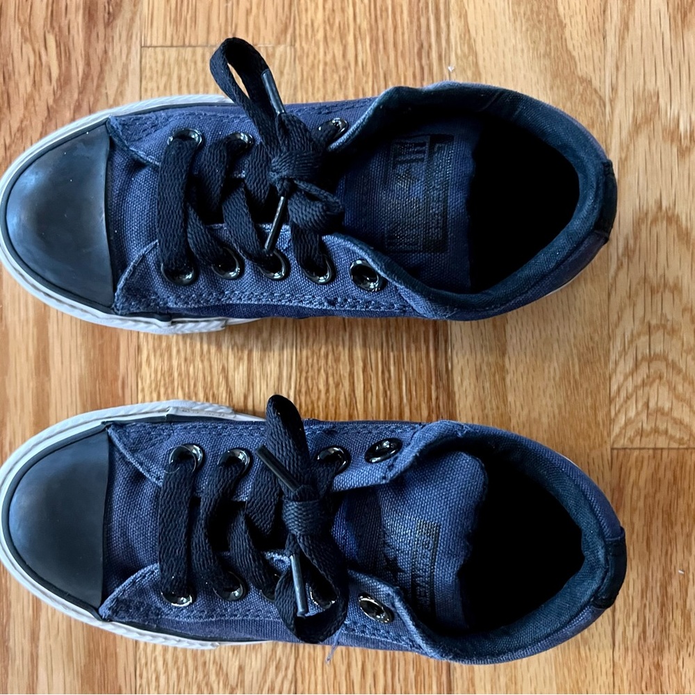 Converse No Tie Sneakers Youth 11 (toddler)